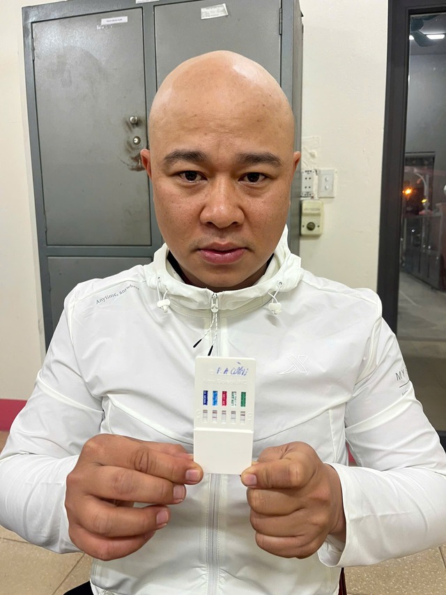 Tạm giam Phạm Anh Cường do dùng dao đuổi công an